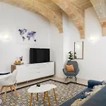 Apartamento Modern Traditional With Maltese Internal Court Yard - Designed With Traditional Stone And Tiling