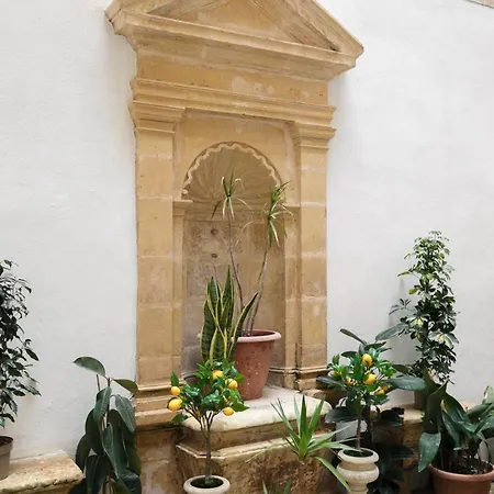 Modern Traditional With Maltese Internal Court Yard - Designed With Traditional Stone And Tiling